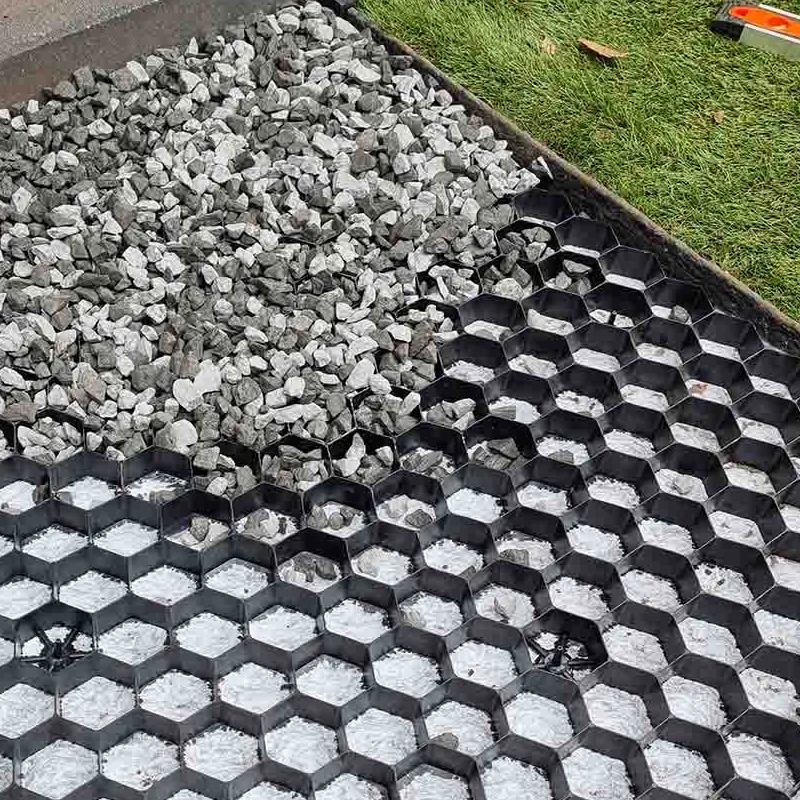 EuroGravel Kiesgitter PLUS mit Unkrautvlies Schwarz - Image 4